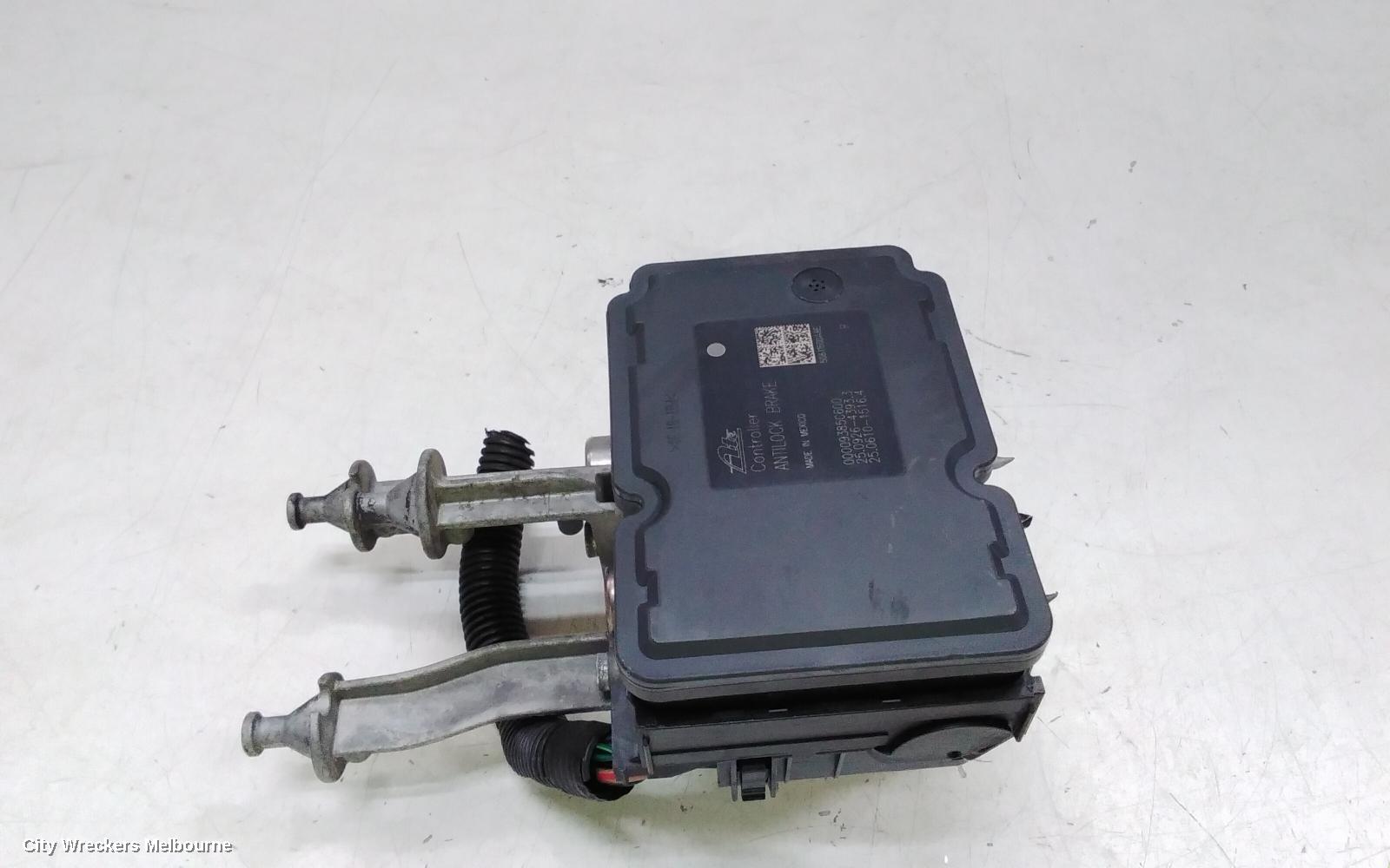 CHRYSLER 300C ABS PUMP/MODULATOR, P/N P04779492AF, 11/2005 - 12/2011