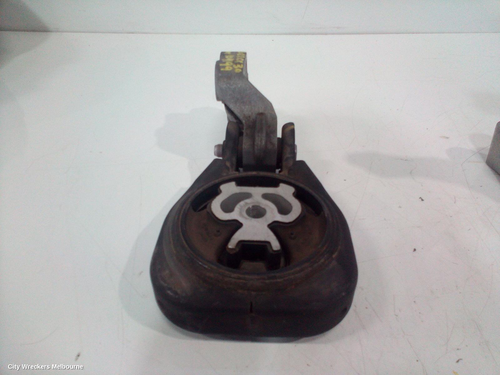 MAZDA CX30 MOUNT, DM, 10/2019 ONWARDS