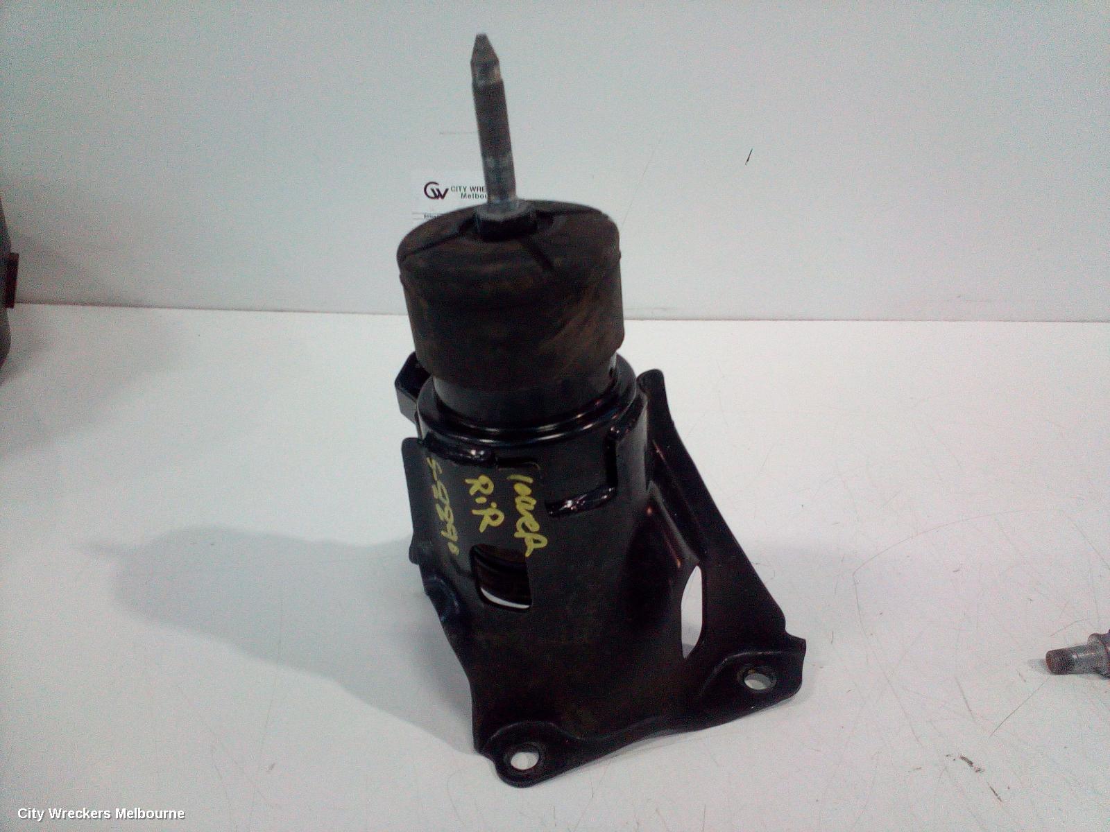 NISSAN PATHFINDER MOUNT, R52, 06/2013 - 04/2021