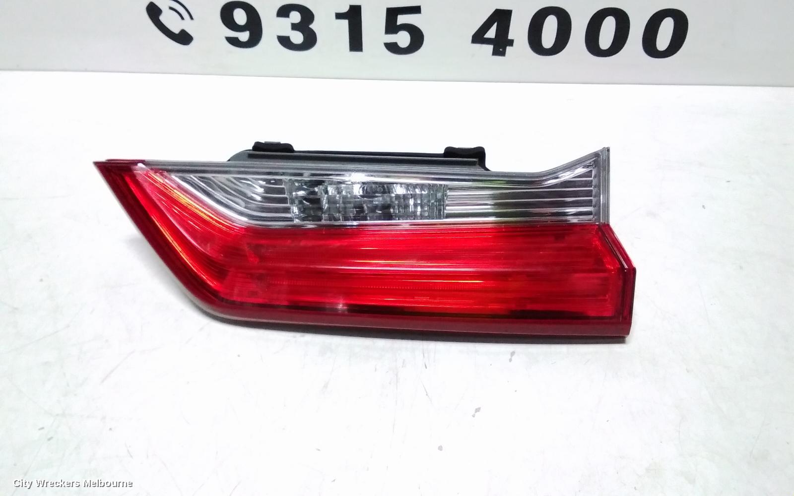 HONDA CRV REAR GARNISH, TAILGATE LAMP (RH SIDE), RW, 05/2017 - 06/2019