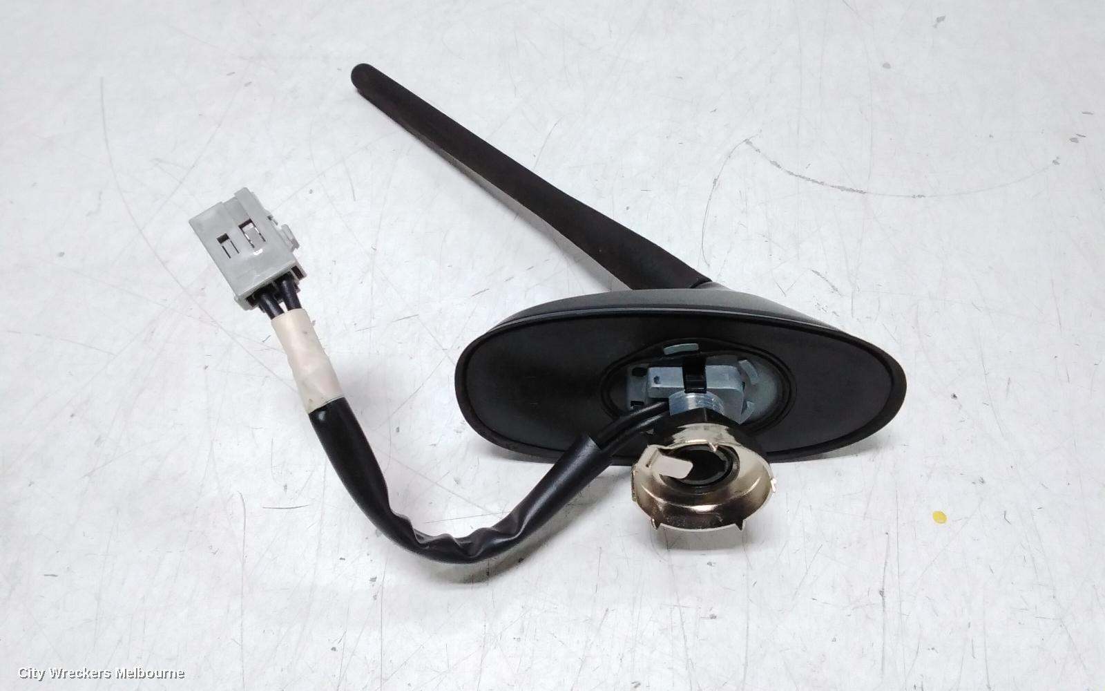 MAZDA 3 ANTENNA, ROOF ANTENNA/AERIAL, BL, 04/2009 - 10/2013