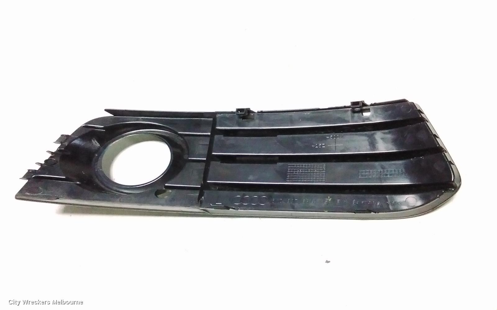 AUDI A4 LEFT INDICATOR/FOG/SIDE, BUMPER FOGLAMP, B8 8K, 02/2008 - 01/2012
