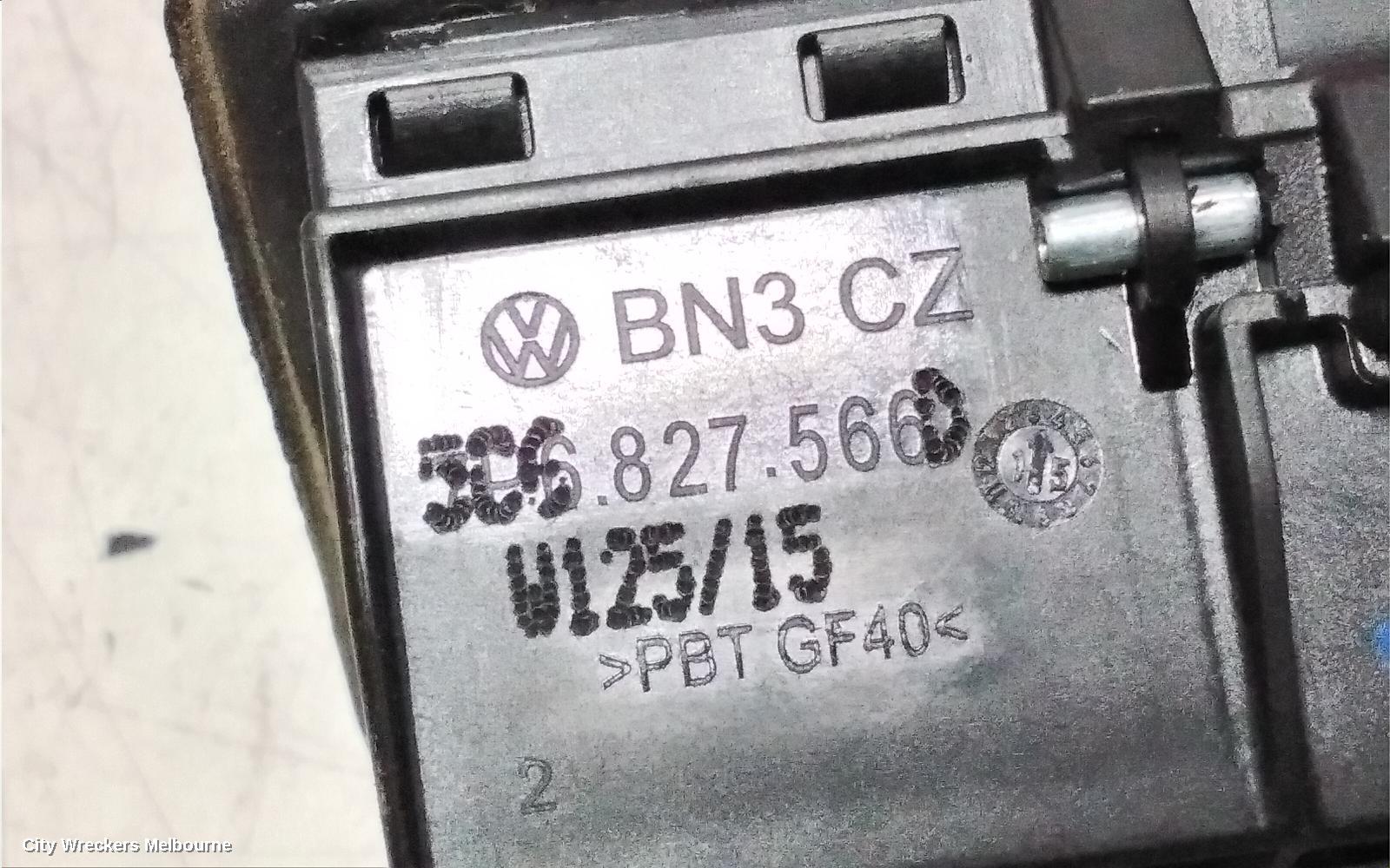 VOLKSWAGEN JETTA REVERSE CAMERA, REVERSE CAMERA (BOOTLID MOUNTED), W/ HANDLE TYPE, 1B, 02/2011 - 12/2017