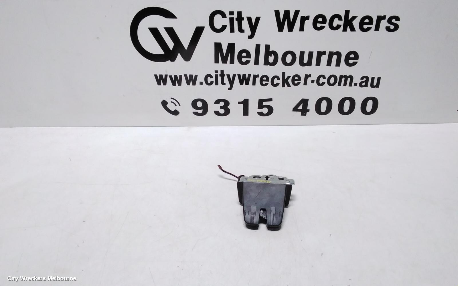 VOLKSWAGEN JETTA DOOR/BOOT/GATE LOCK, BOOTLID LOCK, 1B, 02/2011 - 12/2017