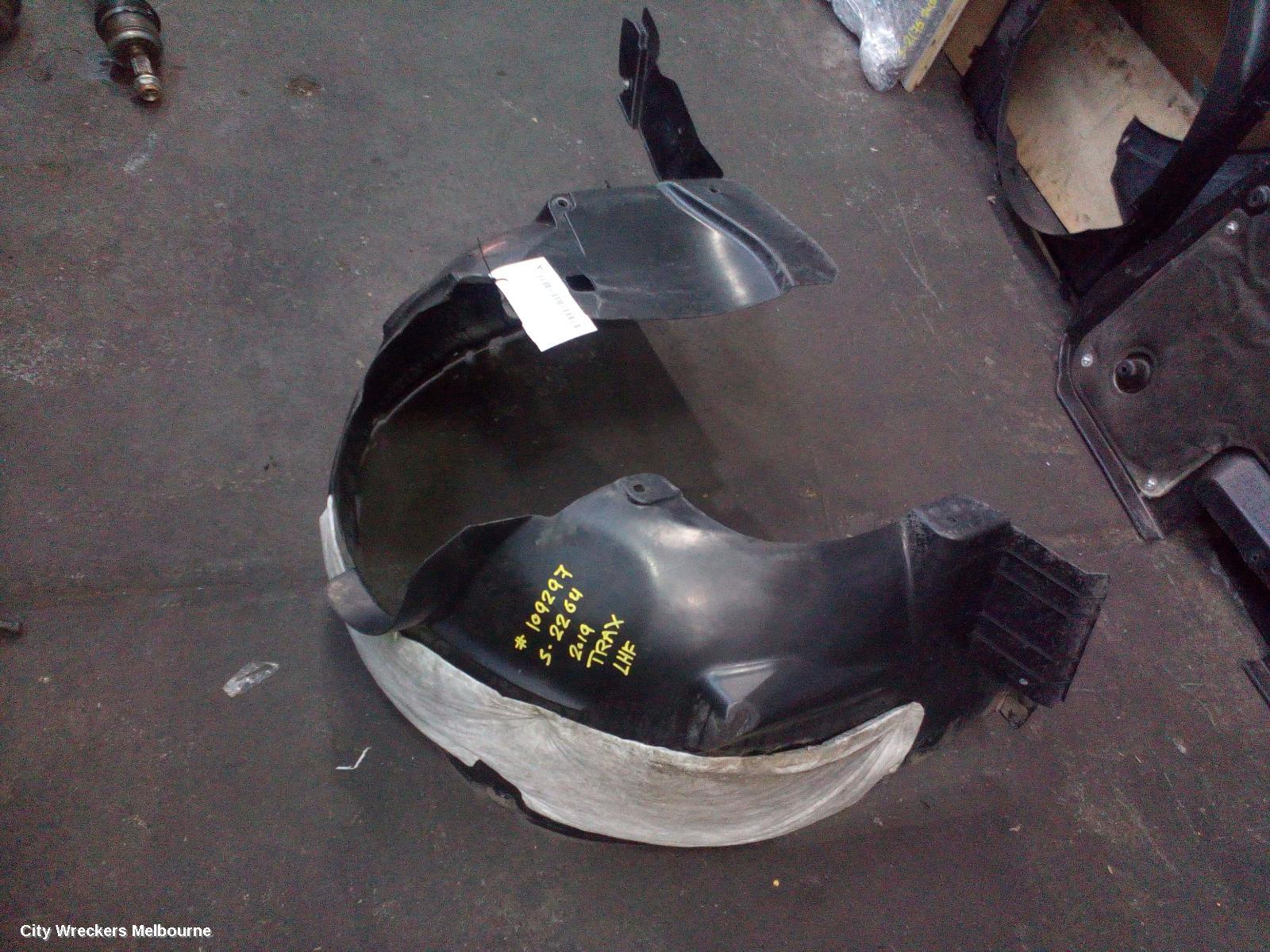 HOLDEN TRAX LEFT GUARD LINER, FRONT, TJ SERIES, 10/2016 - 12/2020