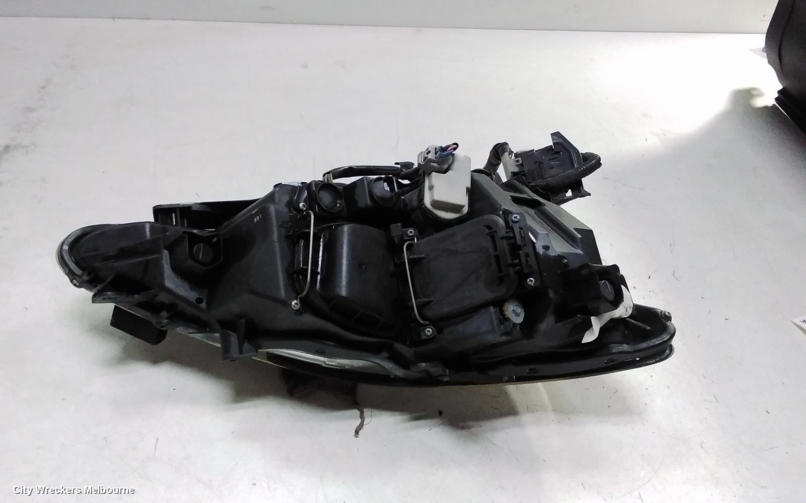LEXUS IS250/IS250C LEFT HEADLAMP, IS250, GSE20R, HALOGEN TYPE, 10/2010 - 06/2013