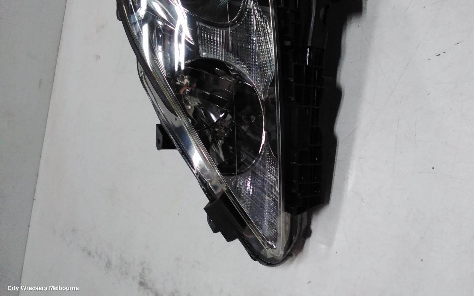 LEXUS IS250/IS250C LEFT HEADLAMP, IS250, GSE20R, HALOGEN TYPE, 10/2010 - 06/2013