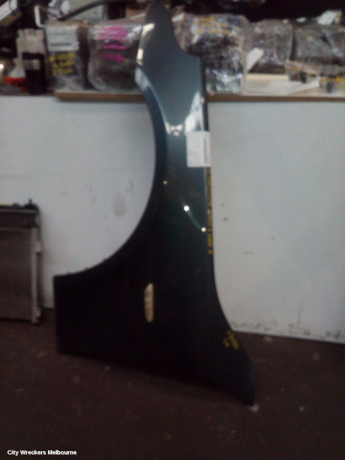BMW 5 SERIES LEFT GUARD, E60, STD TYPE, 10/2003 - 04/2010