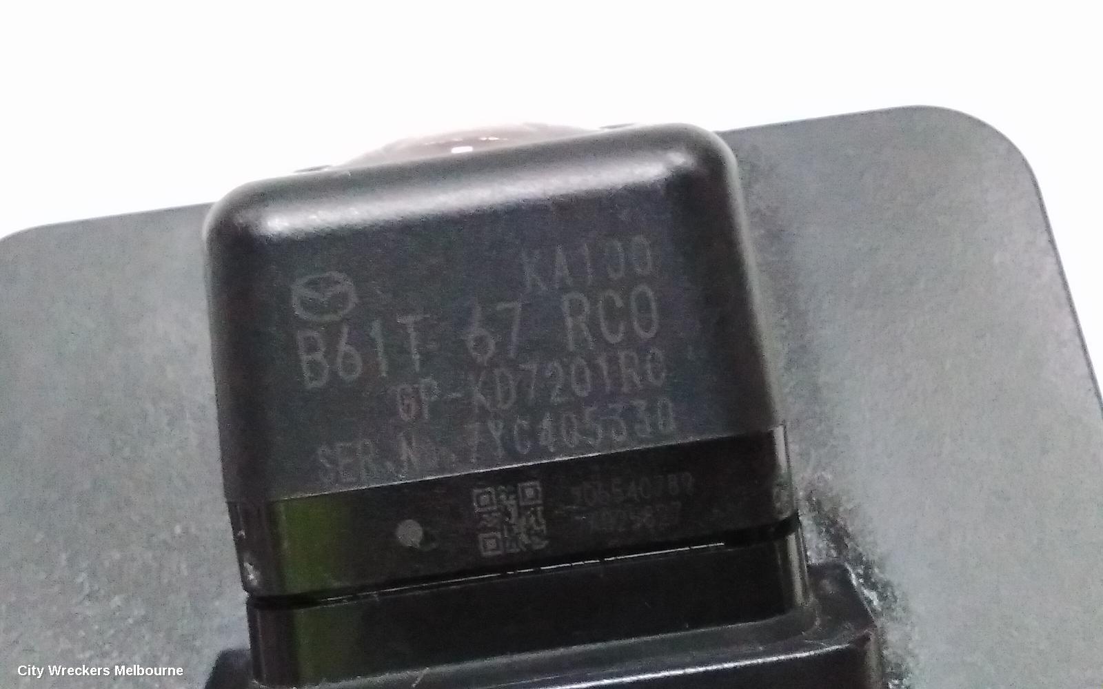MAZDA 3 REVERSE CAMERA, REVERSE CAMERA, SEDAN, BM, 06/2013 - 05/2016