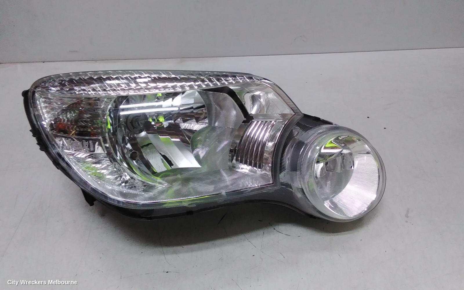 SKODA YETI RIGHT HEADLAMP, 5L, 77TSI, HALOGEN TYPE, 09/2011 - 03/2014