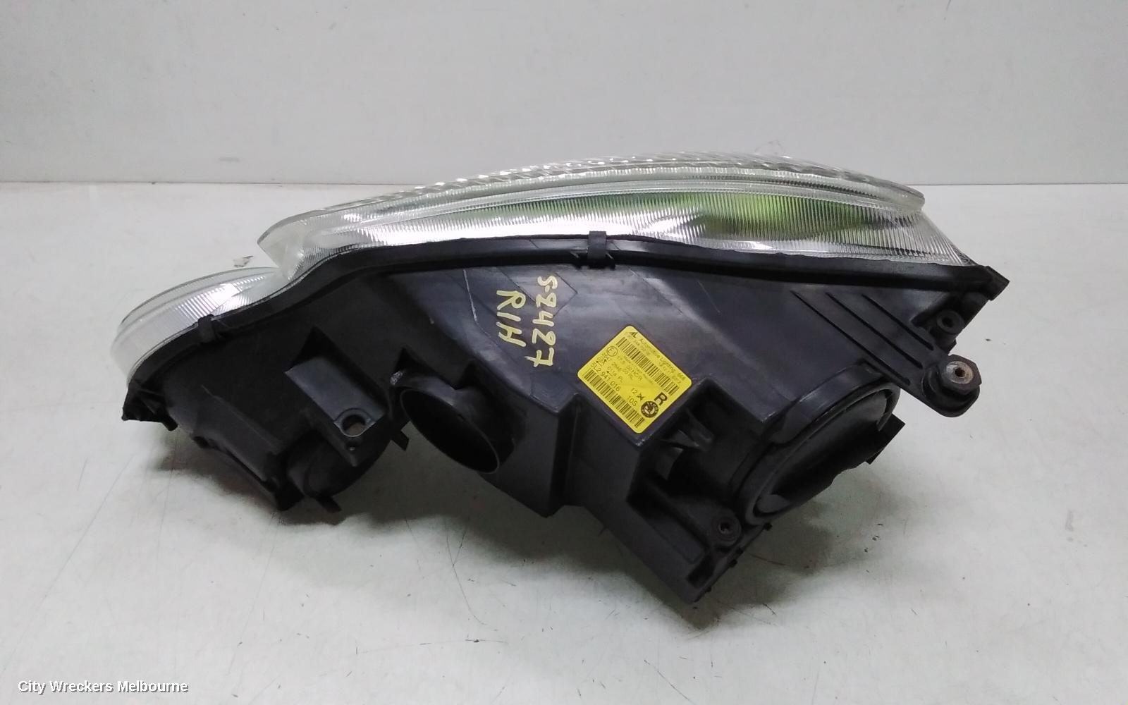 SKODA YETI RIGHT HEADLAMP, 5L, 77TSI, HALOGEN TYPE, 09/2011 - 03/2014