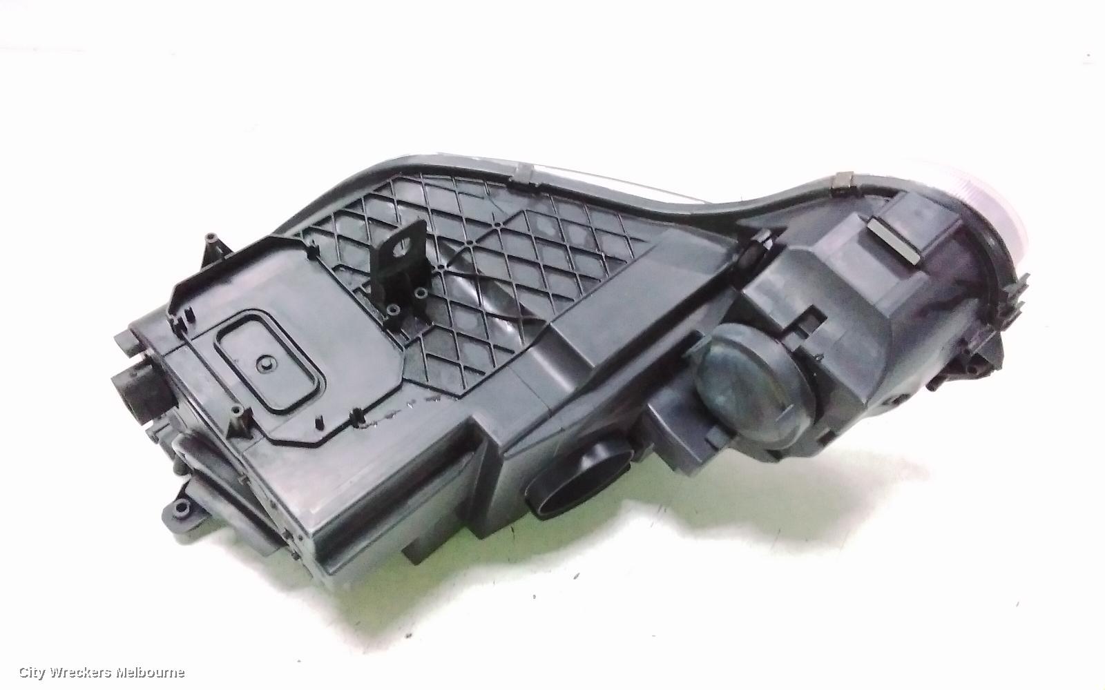SKODA YETI RIGHT HEADLAMP, 5L, 77TSI, HALOGEN TYPE, 09/2011 - 03/2014