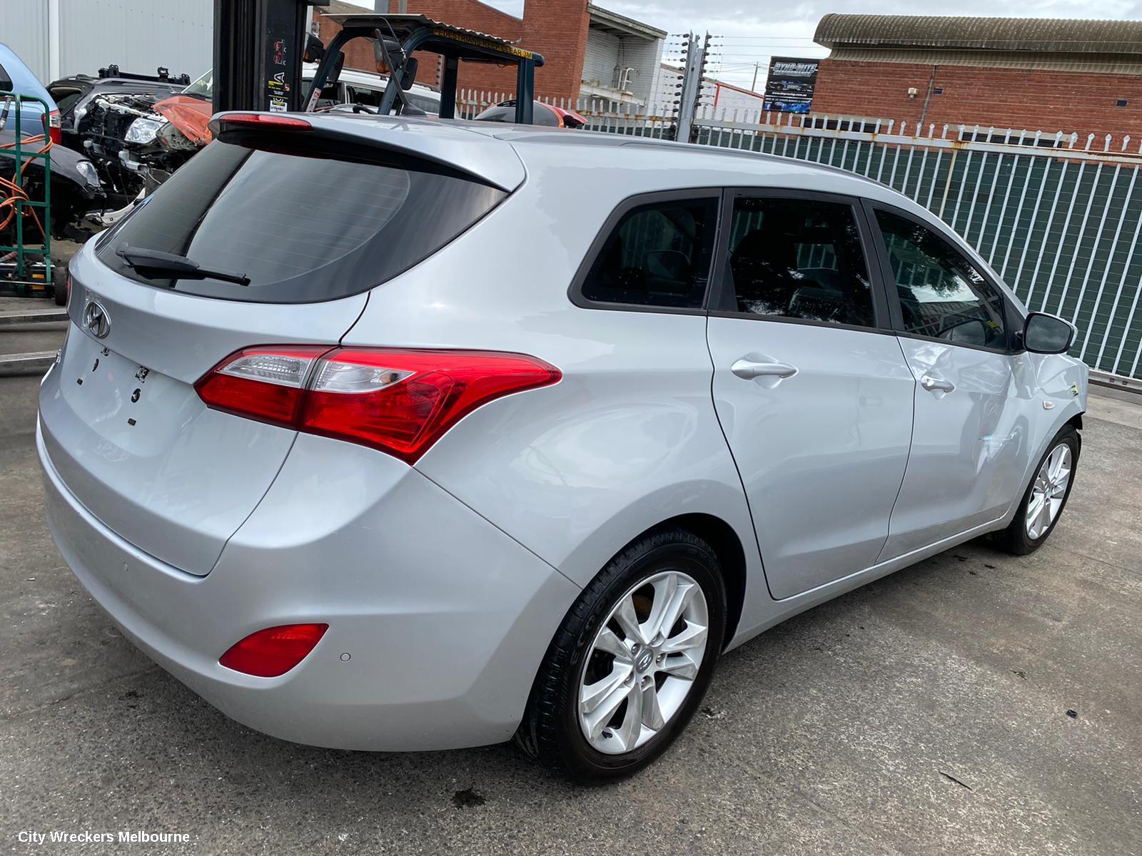 HYUNDAI I30 IGNITION W/ KEY, GD, PETROL, AUTO T/M, 03/2012 - 02/2017
