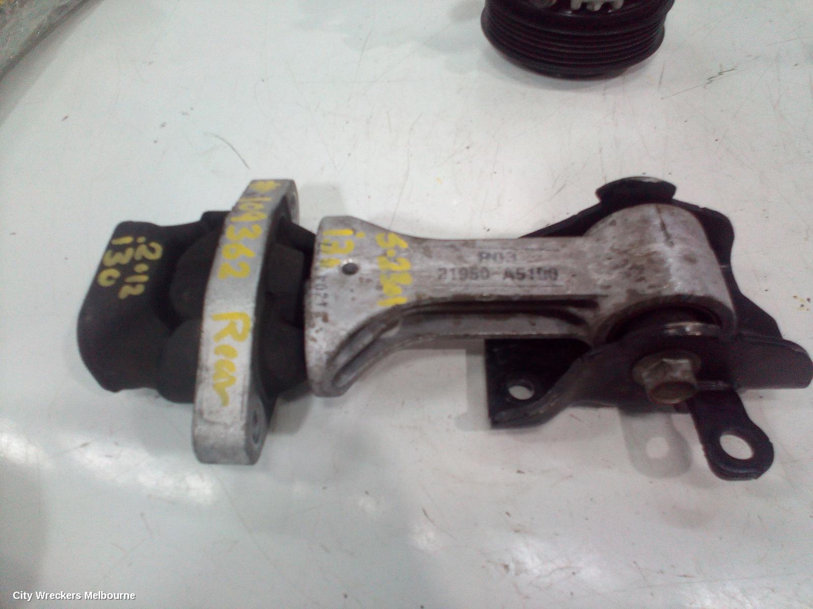 HYUNDAI I30 MOUNT, GD, 05/2012 - 04/2017