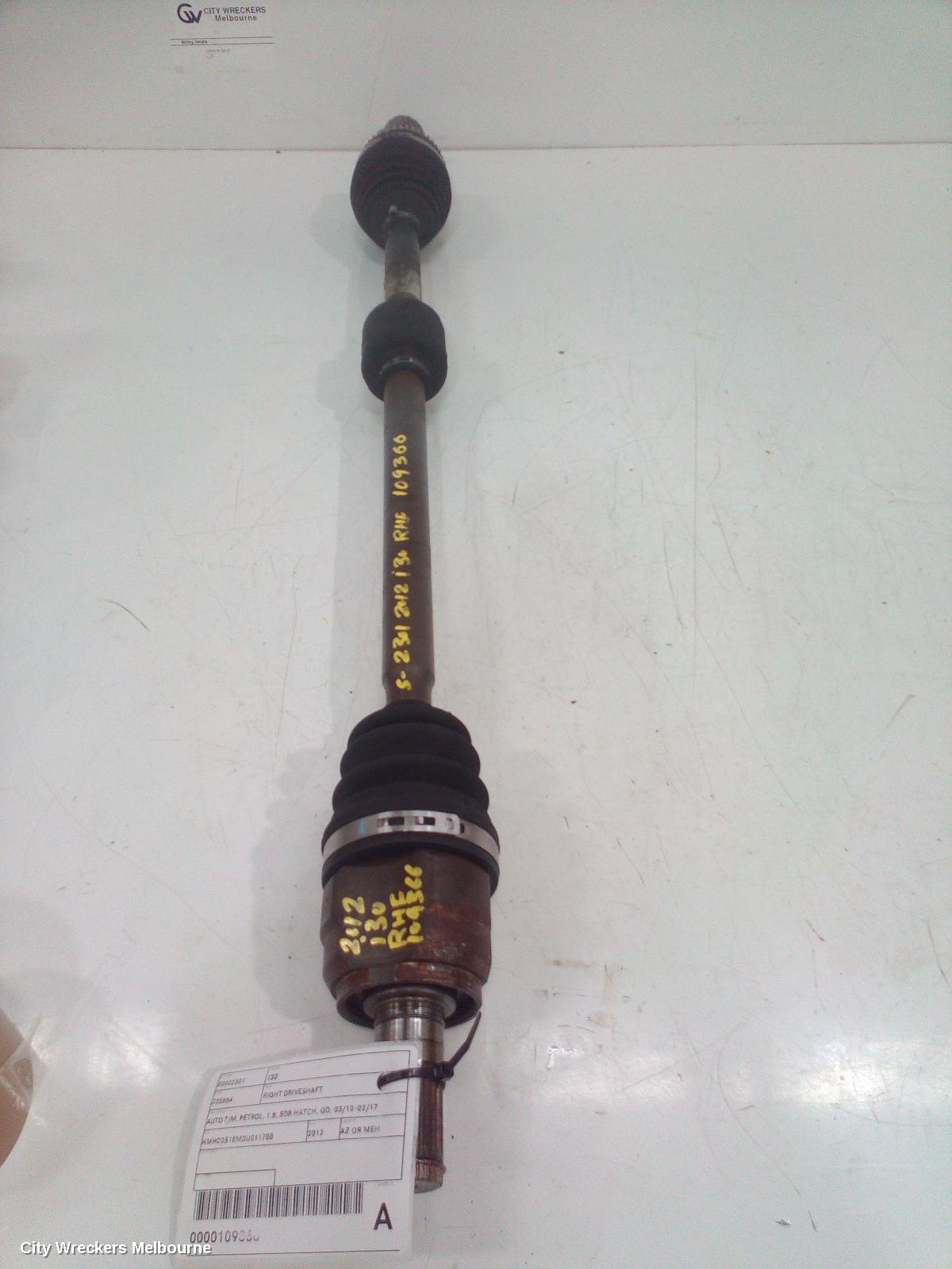 HYUNDAI I30 RIGHT DRIVESHAFT, AUTO T/M, PETROL, 1.8, 5DR HATCH, GD, 03/2012 - 02/2017