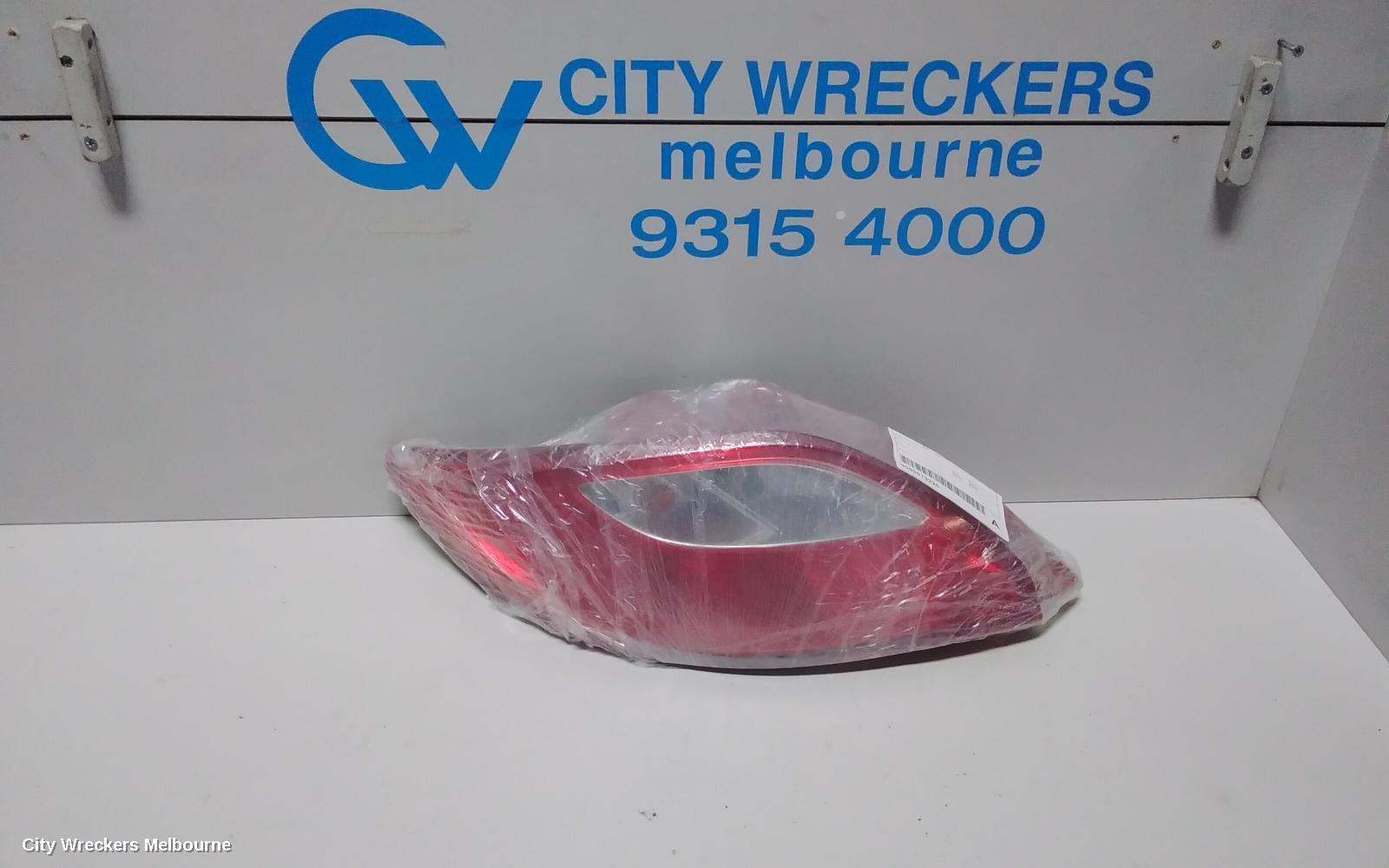 MAZDA 2 LEFT TAILLIGHT, HATCH, DE SERIES, 09/2007 - 09/2014