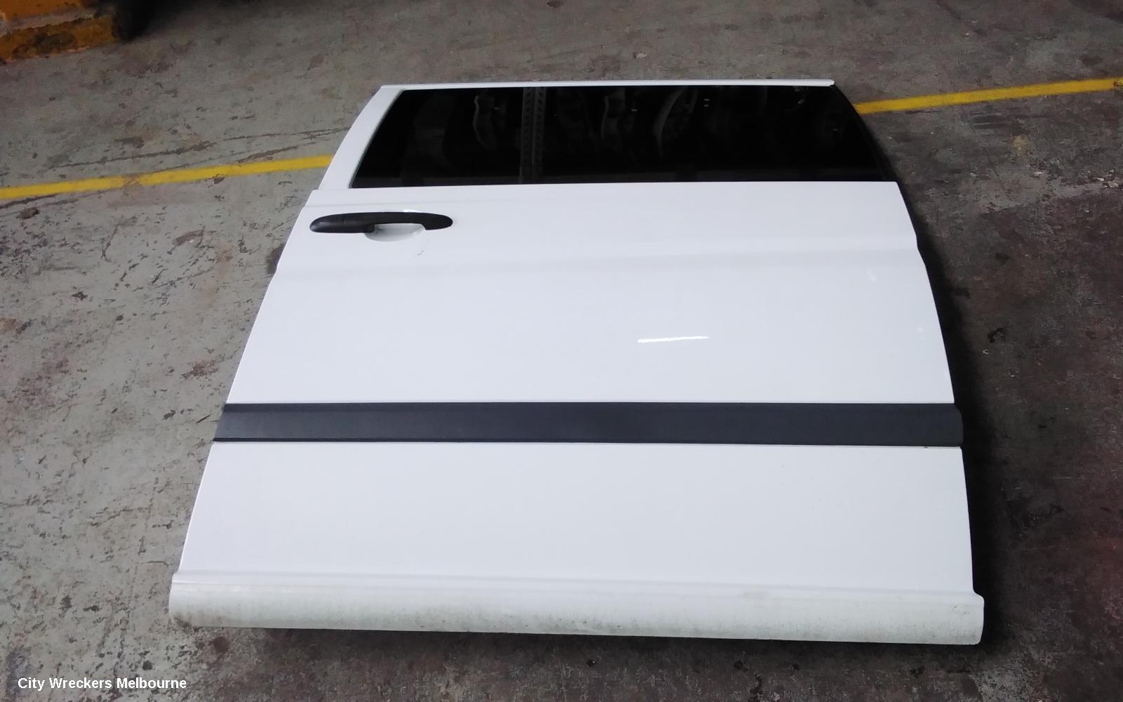 MERCEDES VITO LEFT REAR DOOR/SLIDING, 639, SLIDING, GLASS TYPE, 04/2004 - 02/2015