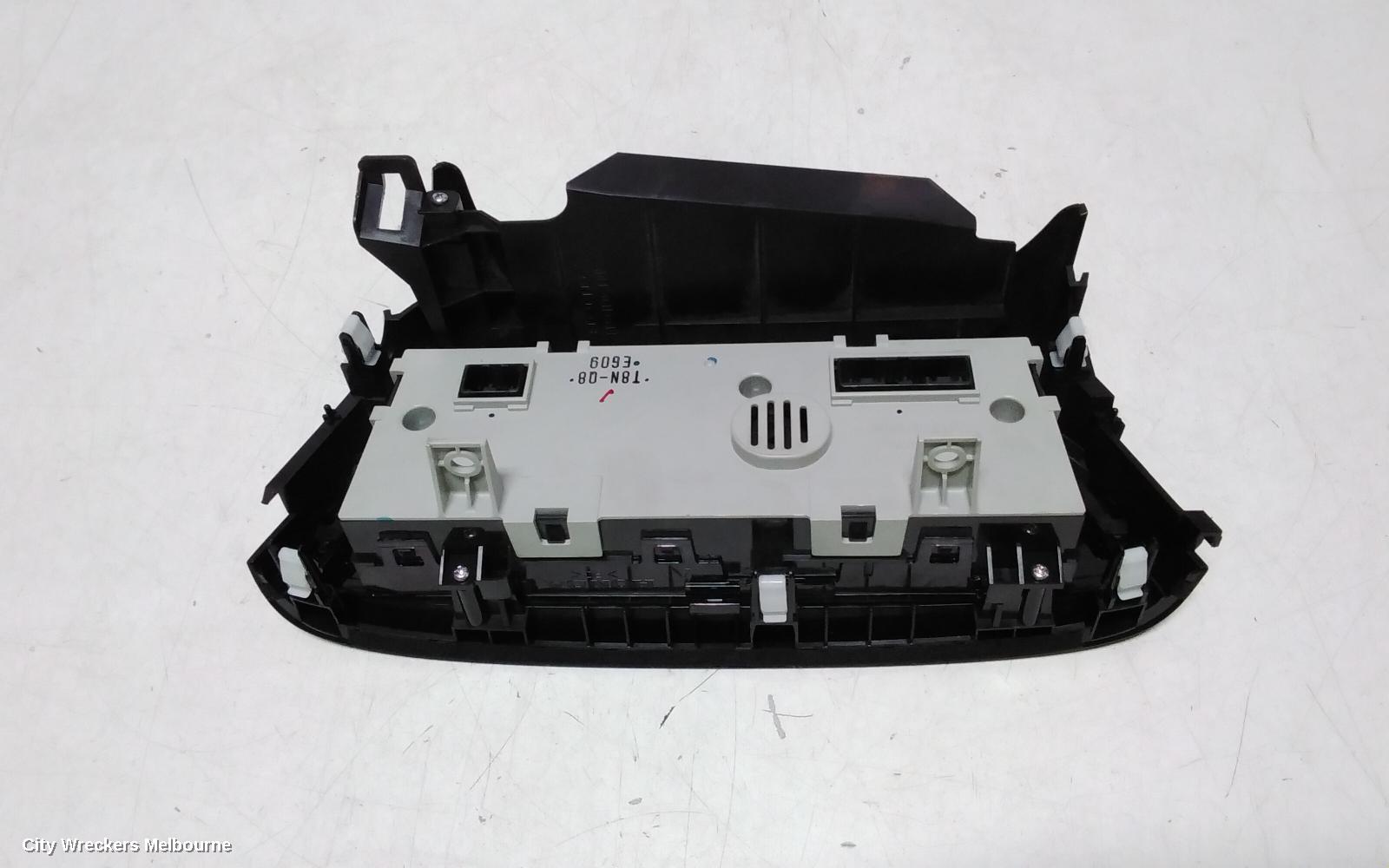 HONDA HRV HEATER/AC CONTROLS, DUAL-ZONE CLIMATE CONTROL, RU5, 12/2014 - 10/2021