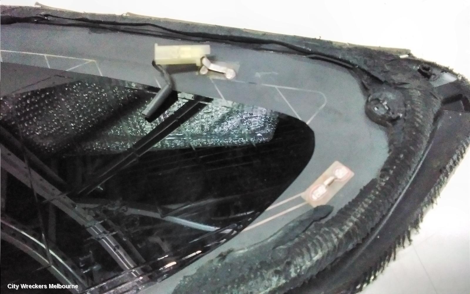 TOYOTA KLUGER RIGHT REAR SIDE GLASS, GSU50/GSU55, 12/2013 - 02/2021