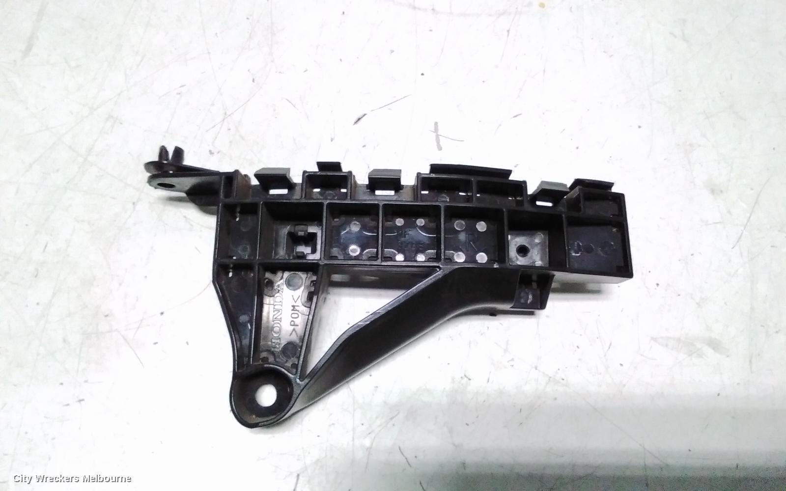 HONDA JAZZ, GE 08/2008 ONWARDS06-14, RHF RETAINER : 109489