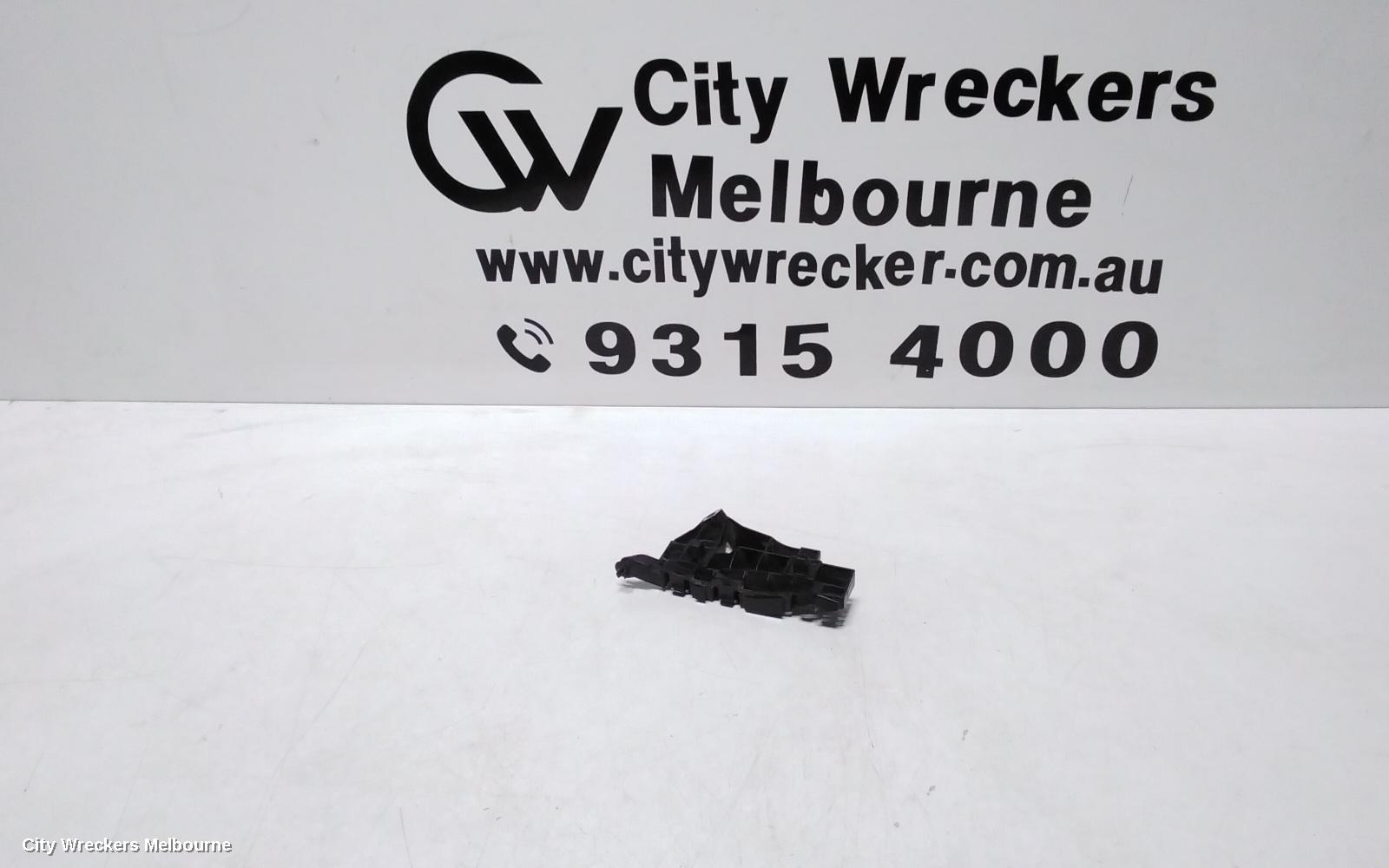 HONDA JAZZ, GE 08/2008 ONWARDS06-14, RHF RETAINER : 109489