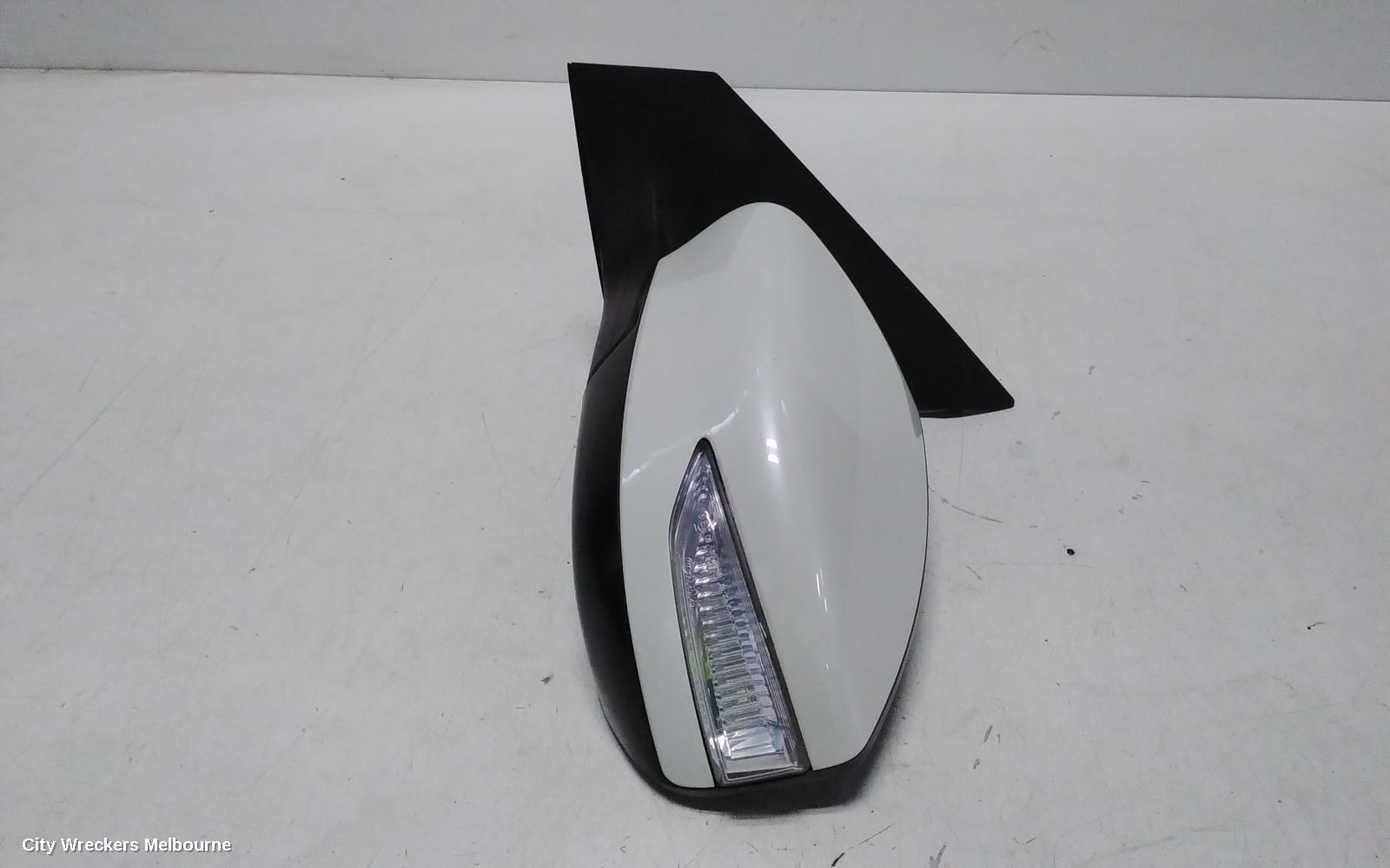 NISSAN PULSAR LEFT DOOR MIRROR, B17, SEDAN, MANUAL FOLD TYPE, 12/2012 - 12/2017