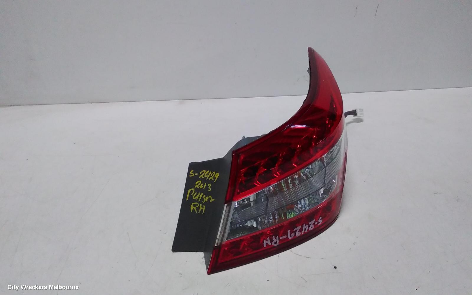 NISSAN PULSAR RIGHT TAILLIGHT, B17, SEDAN, 12/2012 - 12/2017