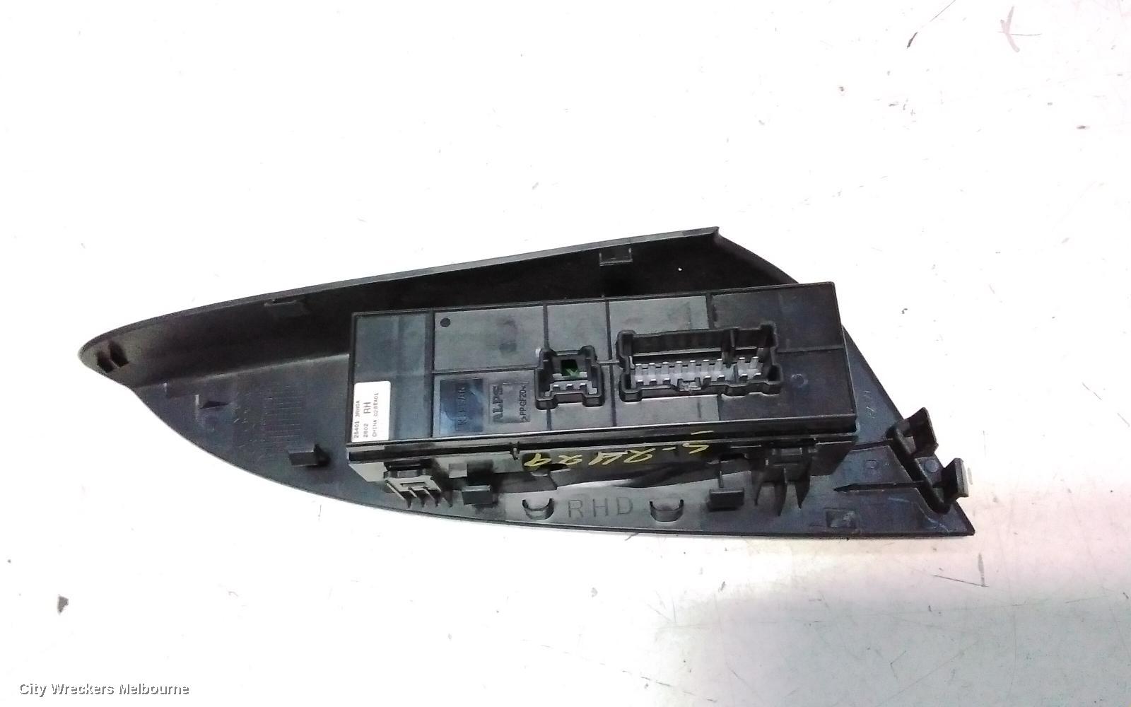 NISSAN PULSAR PWR DR WIND SWITCH, RH FRONT (MASTER SWITCH), SEDAN, B17, 12/2012 - 12/2017