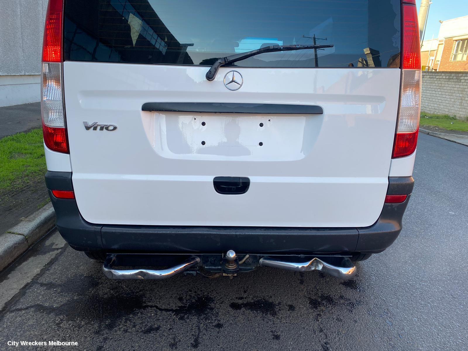 MERCEDES VITO RIGHT GUARD, 639, 04/2004 - 01/2011