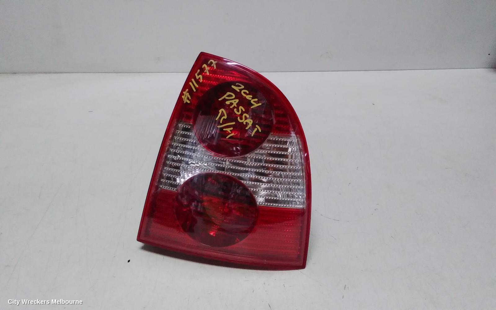 VOLKSWAGEN PASSAT RIGHT TAILLIGHT, 3B/GP, SEDAN, 02/2001 - 11/2005