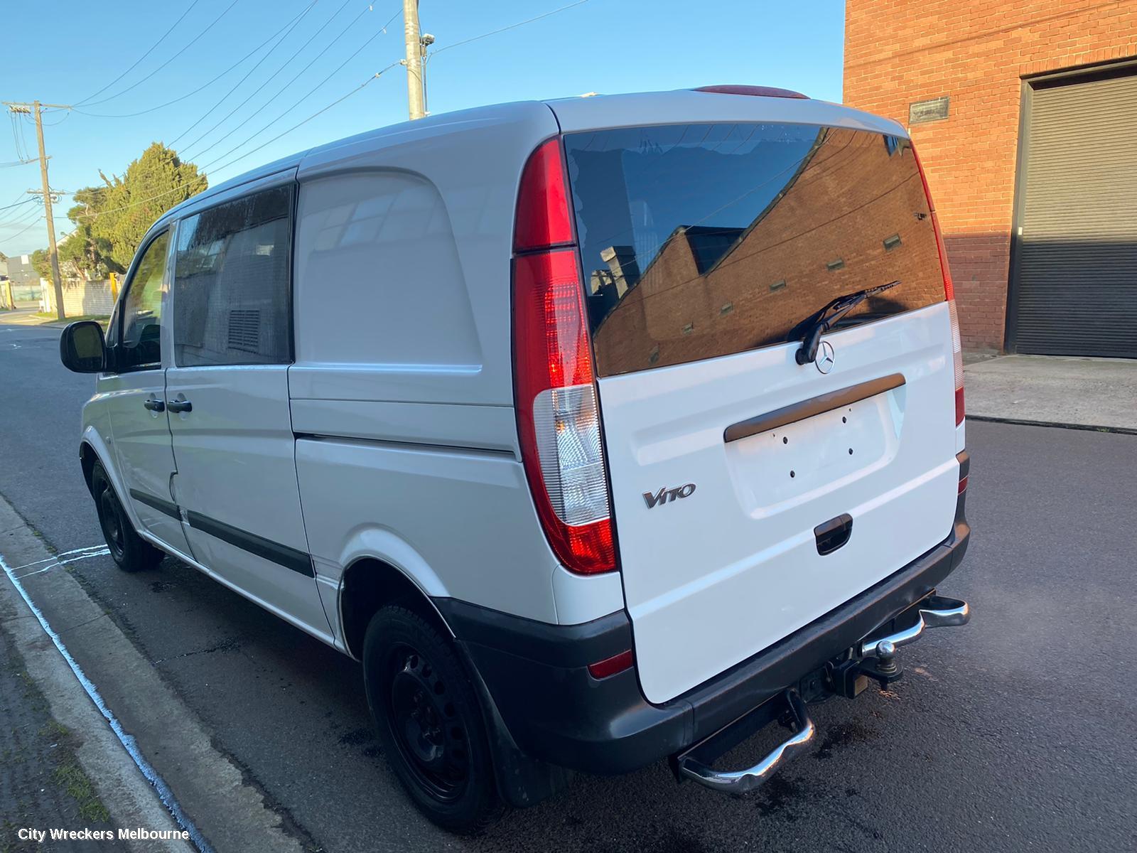 MERCEDES VITO RIGHT GUARD, 639, 04/2004 - 01/2011