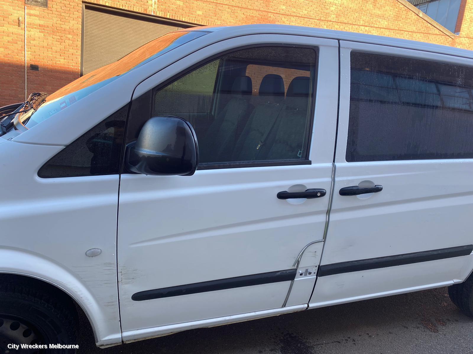 MERCEDES VITO RIGHT GUARD, 639, 04/2004 - 01/2011