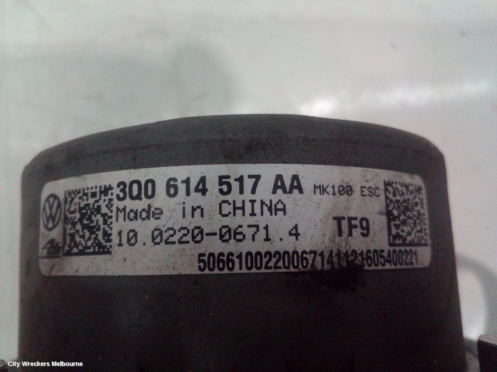 VOLKSWAGEN GOLF ABS PUMP/MODULATOR, GEN 7, ON MOTOR P/N 3Q0614517AA, 12/2012 - 08/2020
