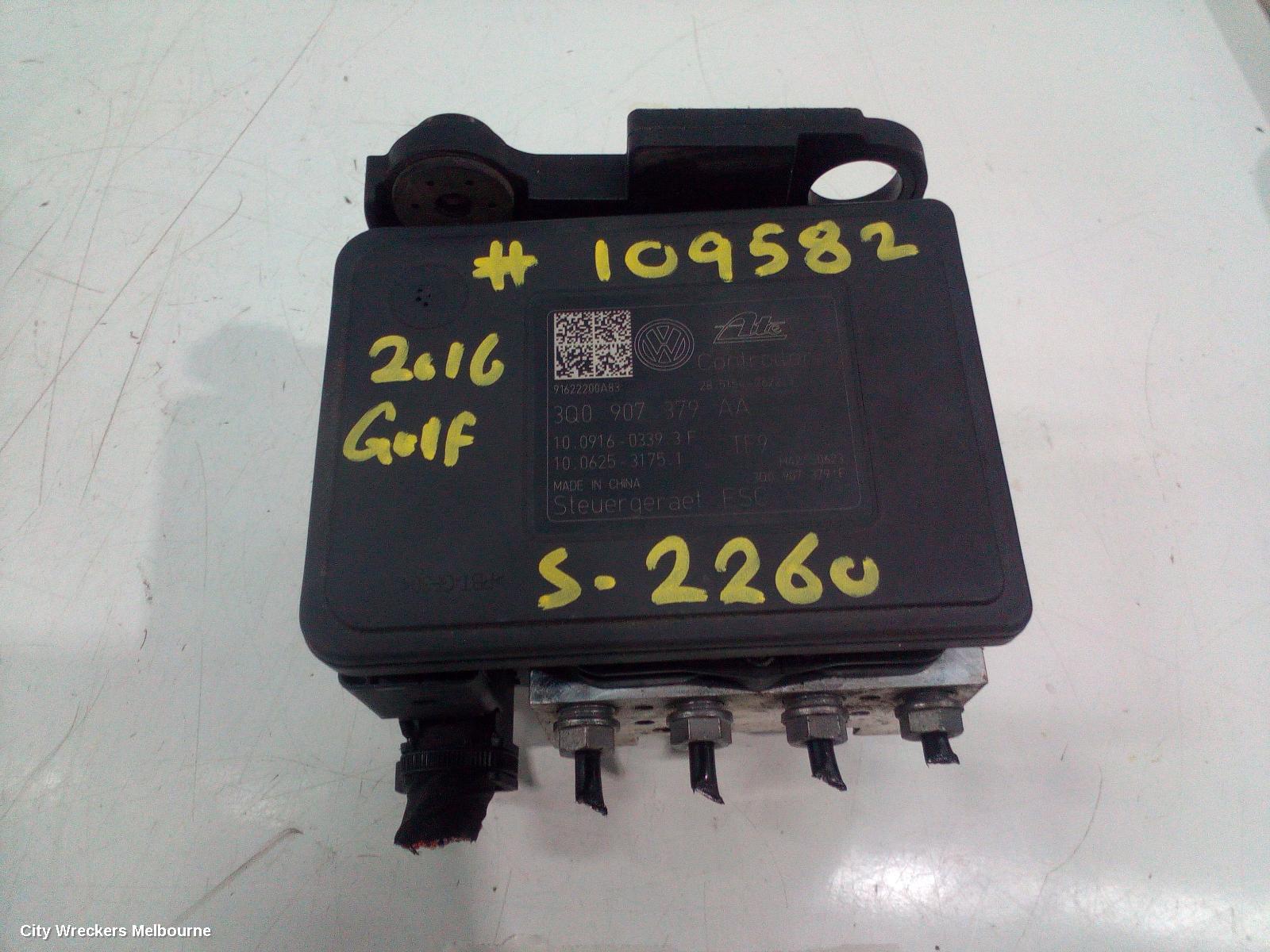 VOLKSWAGEN GOLF ABS PUMP/MODULATOR, GEN 7, ON MOTOR P/N 3Q0614517AA, 12/2012 - 08/2020