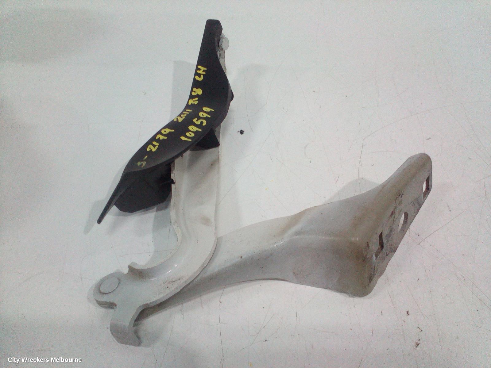 PEUGEOT 308 BONNET HINGE/STRUT, T7, 09/2007 - 01/2014