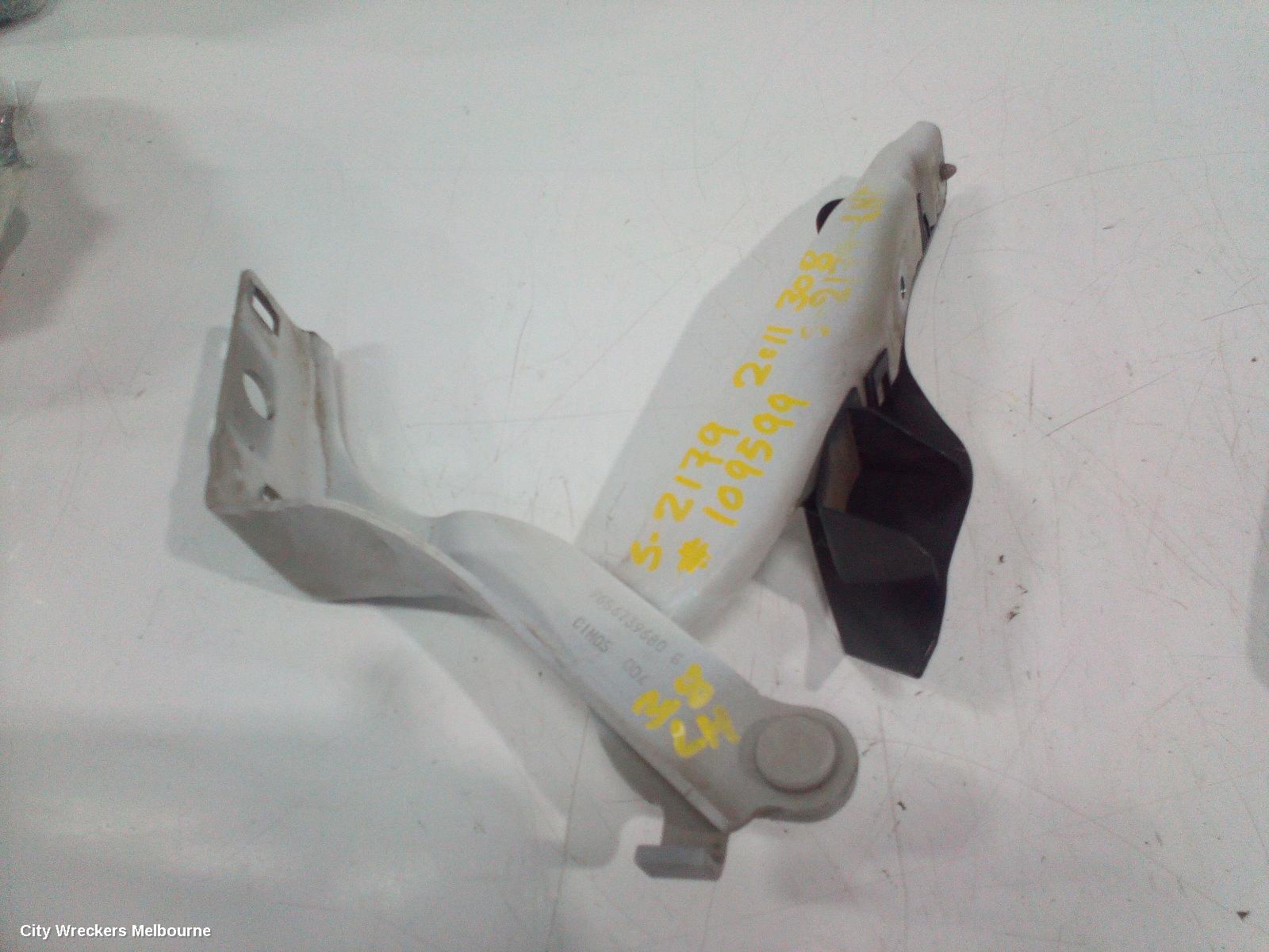 PEUGEOT 308 BONNET HINGE/STRUT, T7, 09/2007 - 01/2014