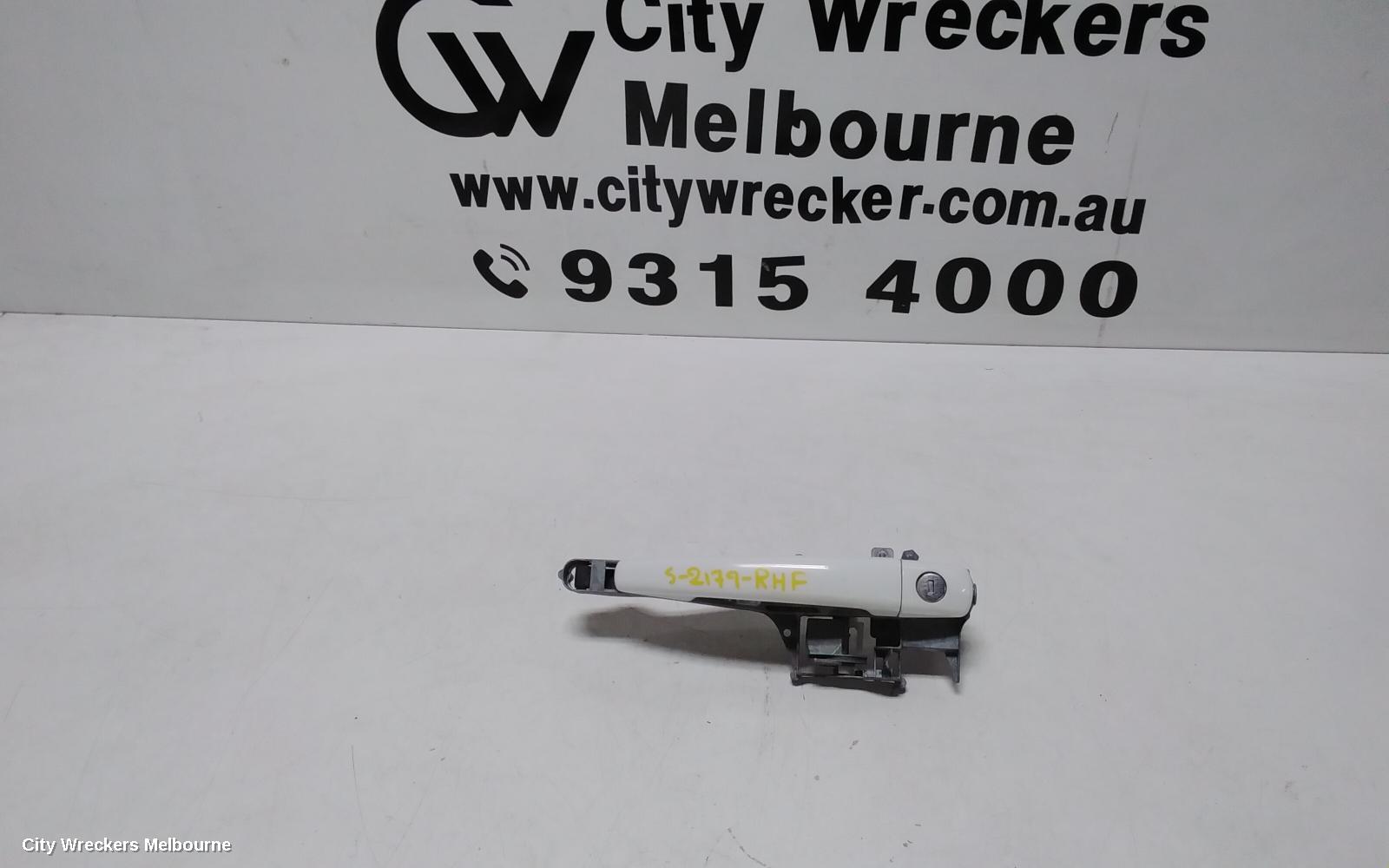 PEUGEOT 308 DOOR HANDLE, OUTER, RH FRONT, T7, HATCH/WAGON, 09/2007 - 12/2013