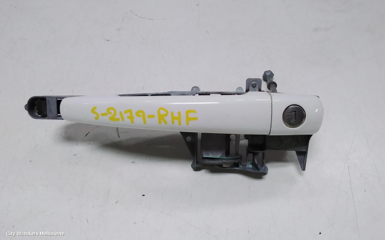 PEUGEOT 308 DOOR HANDLE, OUTER, RH FRONT, T7, HATCH/WAGON, 09/2007 - 12/2013