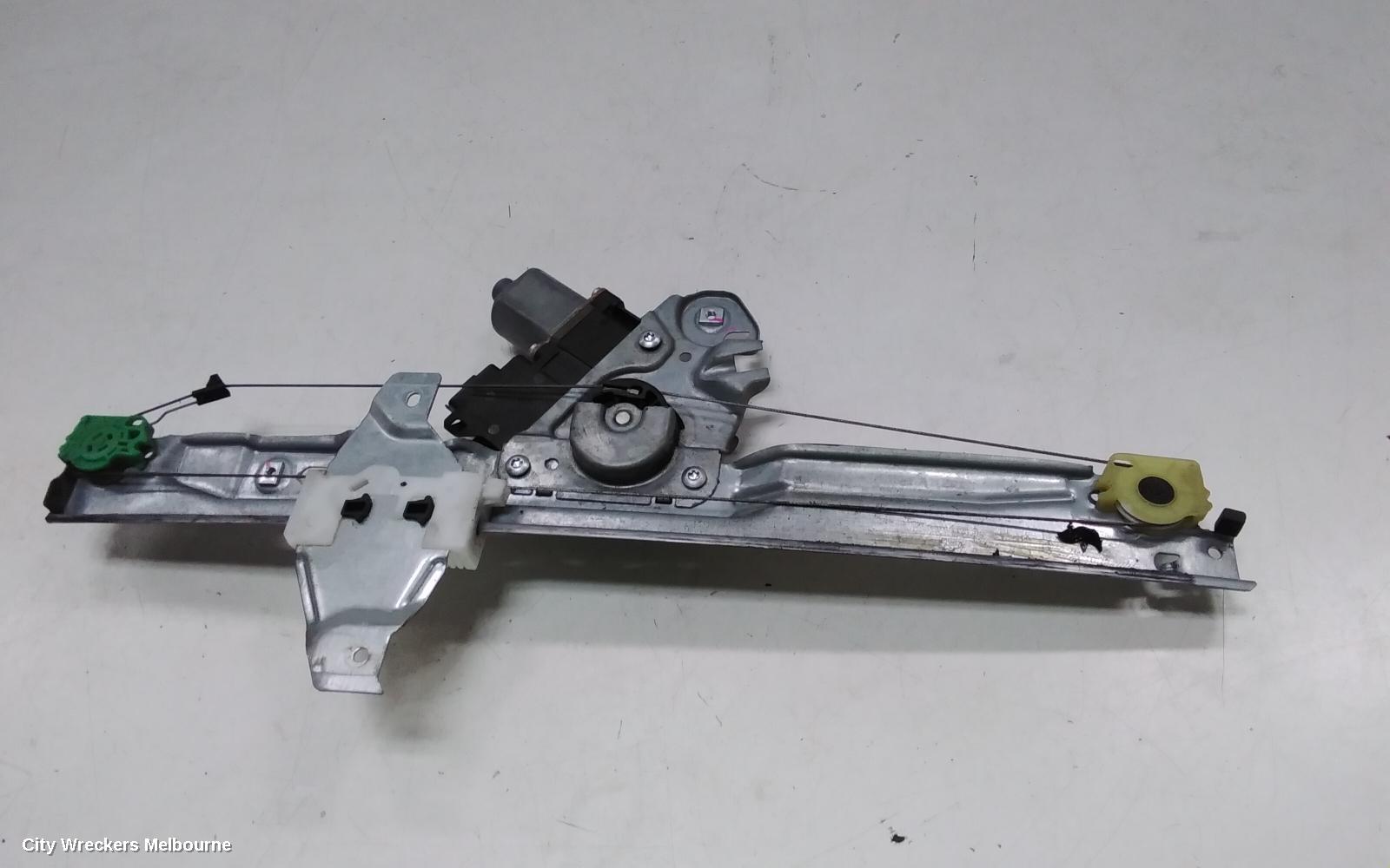 PEUGEOT 308 LEFT FRONT WINDOW REG/MOTOR, T7, HATCH/WAGON, 09/2007 - 12/2013