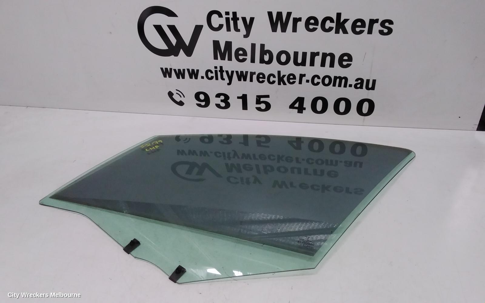 PEUGEOT 308 LEFT FRONT DOOR WINDOW, T7, HATCH/WAGON, 09/2007 - 12/2013