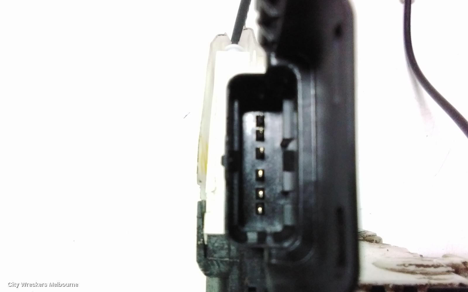 PEUGEOT 308 DOOR/BOOT/GATE LOCK, LEFT FRONT DOOR LOCK, T7, HATCH/WAGON, 09/2007 - 12/2013