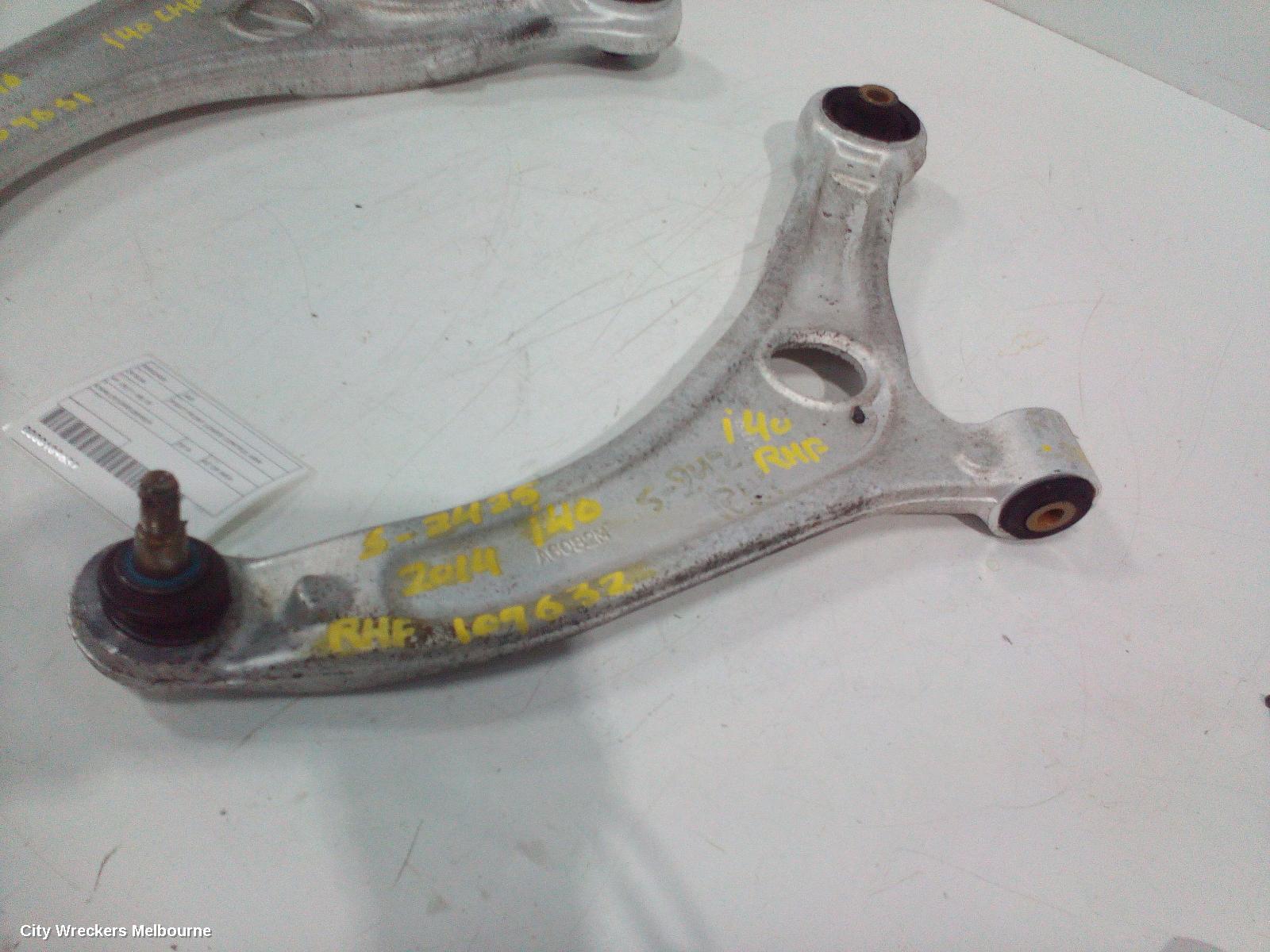 HYUNDAI I40 RIGHT FRONT LOWER CONTROL ARM, VF, 09/2011 - 05/2015