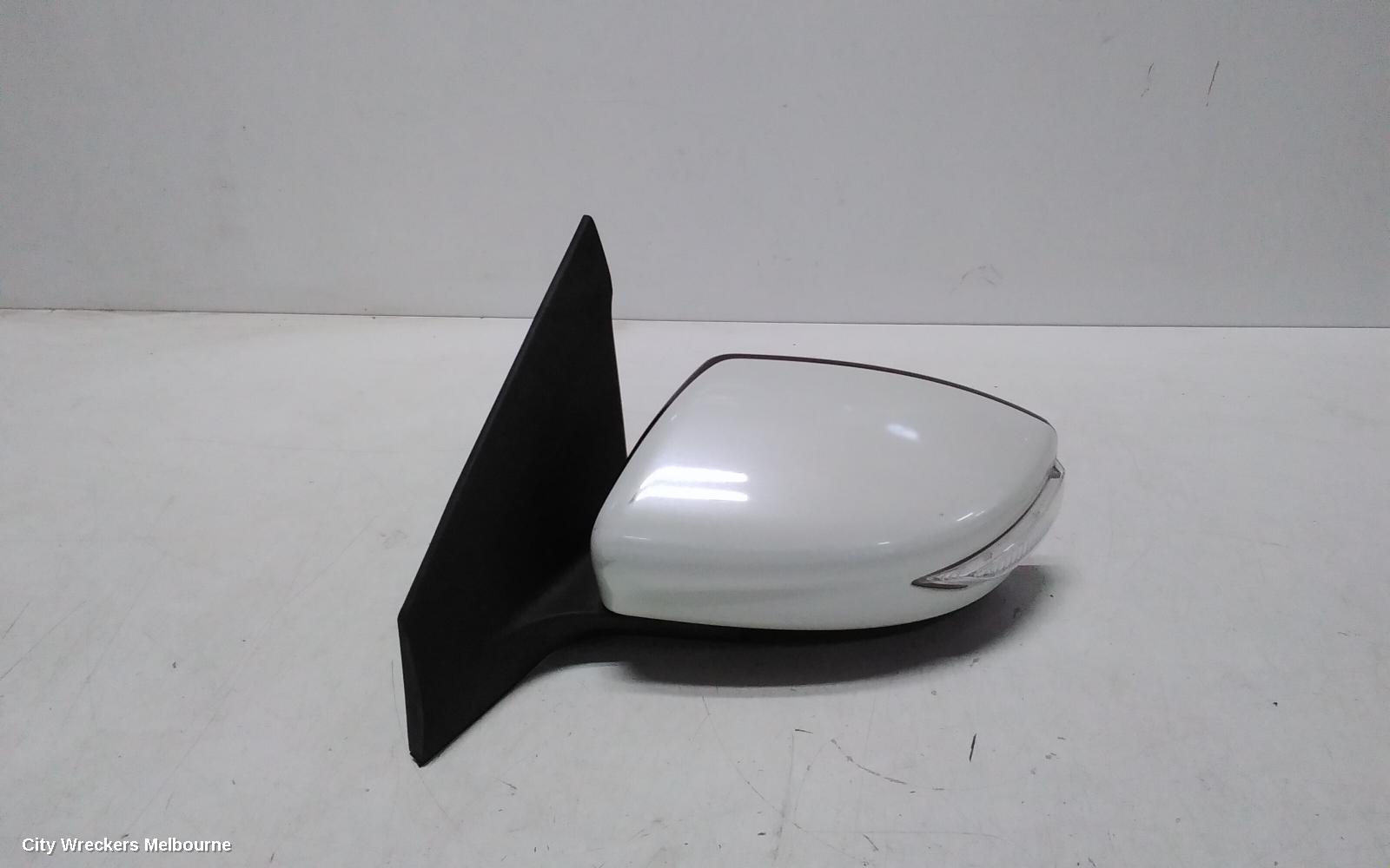 NISSAN PULSAR LEFT DOOR MIRROR, B17, SEDAN, MANUAL FOLD TYPE, 12/2012 - 12/2017