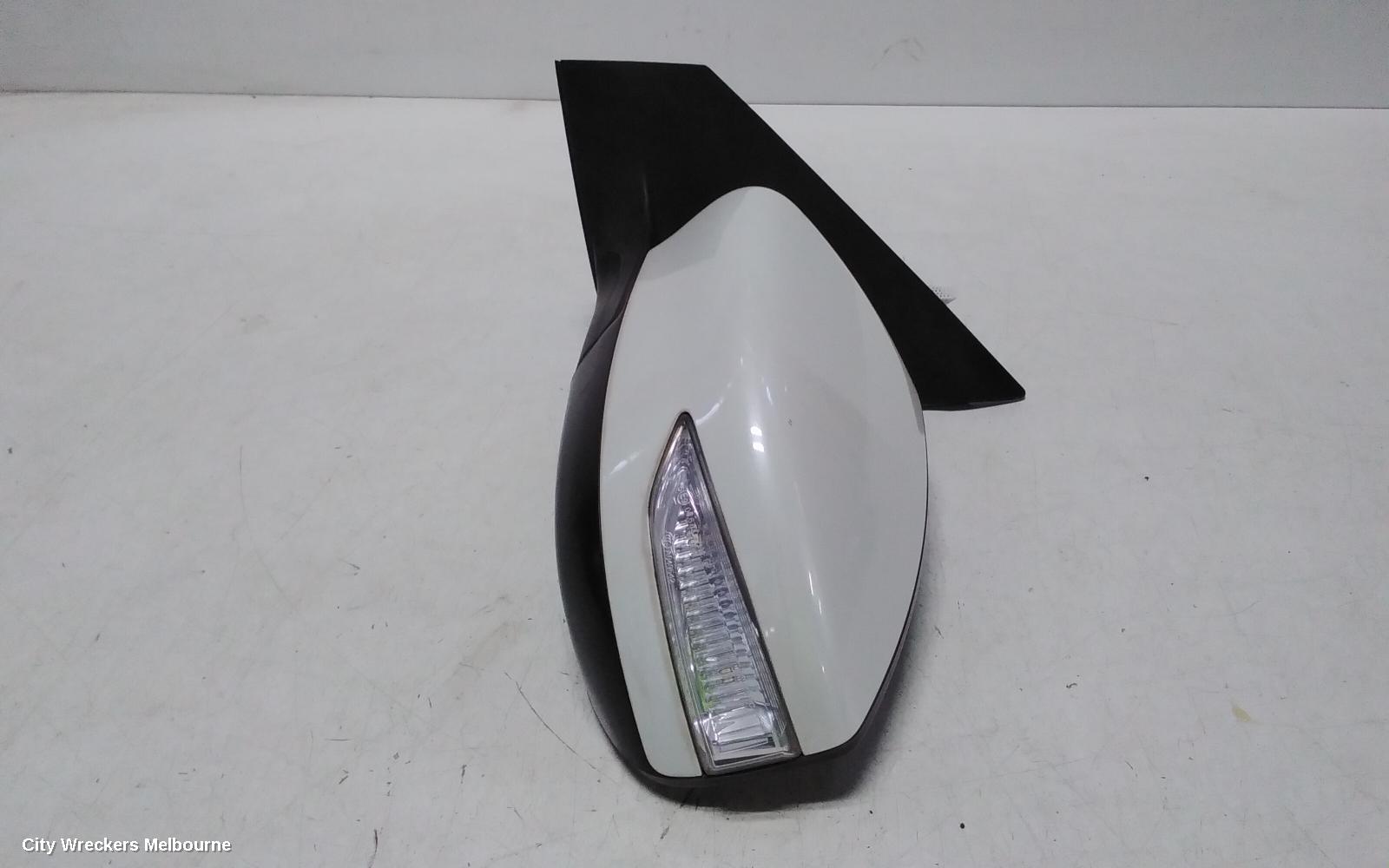NISSAN PULSAR LEFT DOOR MIRROR, B17, SEDAN, MANUAL FOLD TYPE, 12/2012 - 12/2017