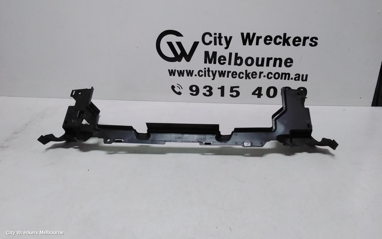 LAND ROVER RANGEROVER SPORT, L494, 12/2013 - 04/2022, CPLA-8C464-A   FRONT RADIATOR SUPPORT SHROUD AIR DEFLECTOR COVER: 109655