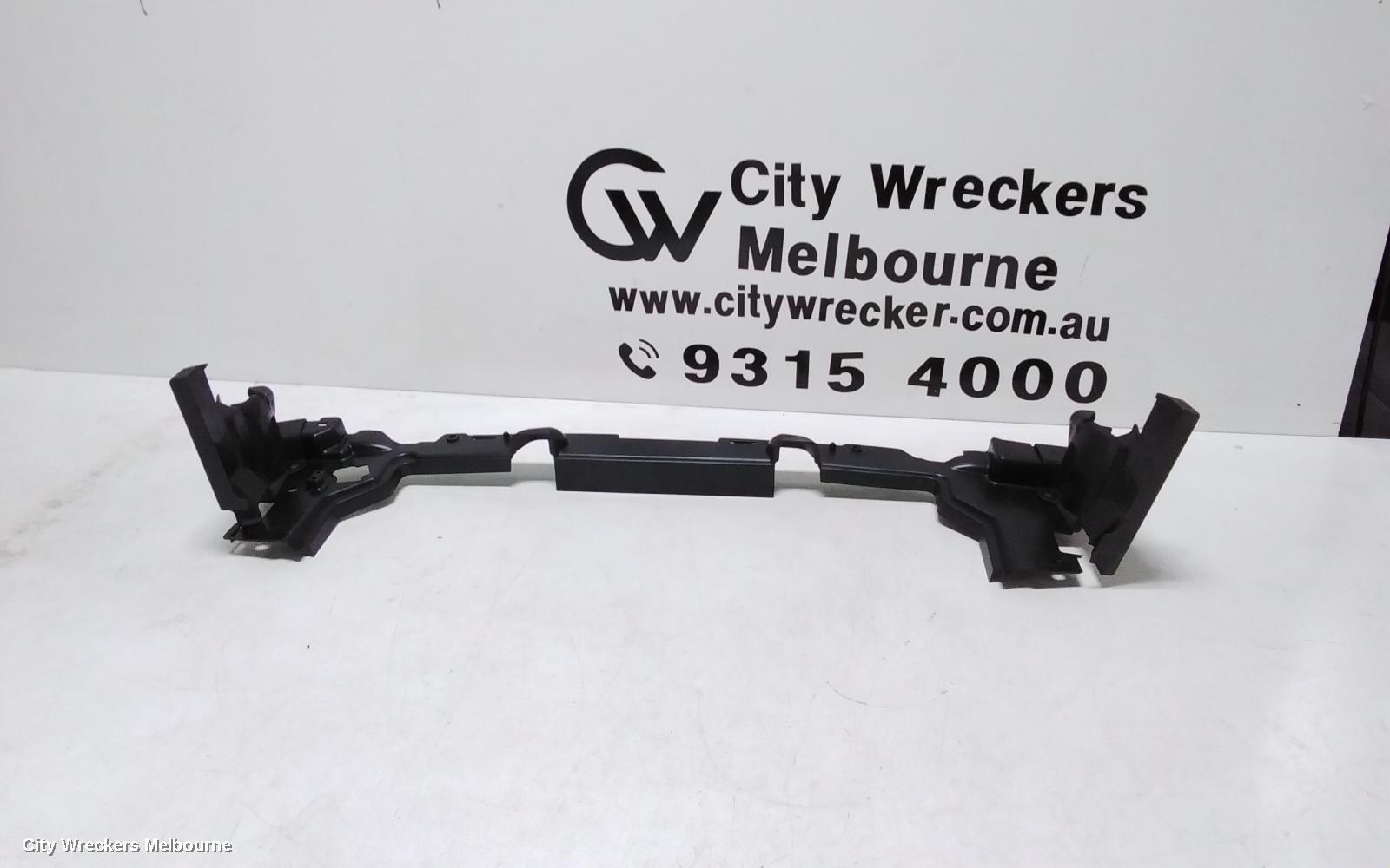LAND ROVER RANGEROVER SPORT, L494, 12/2013 - 04/2022, CPLA-8C464-A   FRONT RADIATOR SUPPORT SHROUD AIR DEFLECTOR COVER: 109655