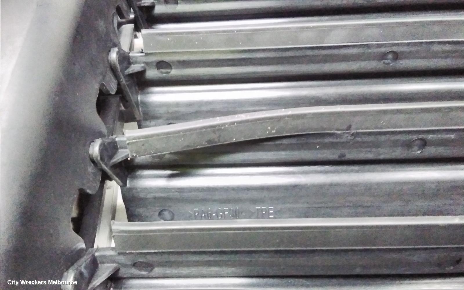 LAND ROVER RANGEROVER SPORT, L494, 12/2013 - 04/2022, DK62-8475-A    AIR SHUTTER: 109656