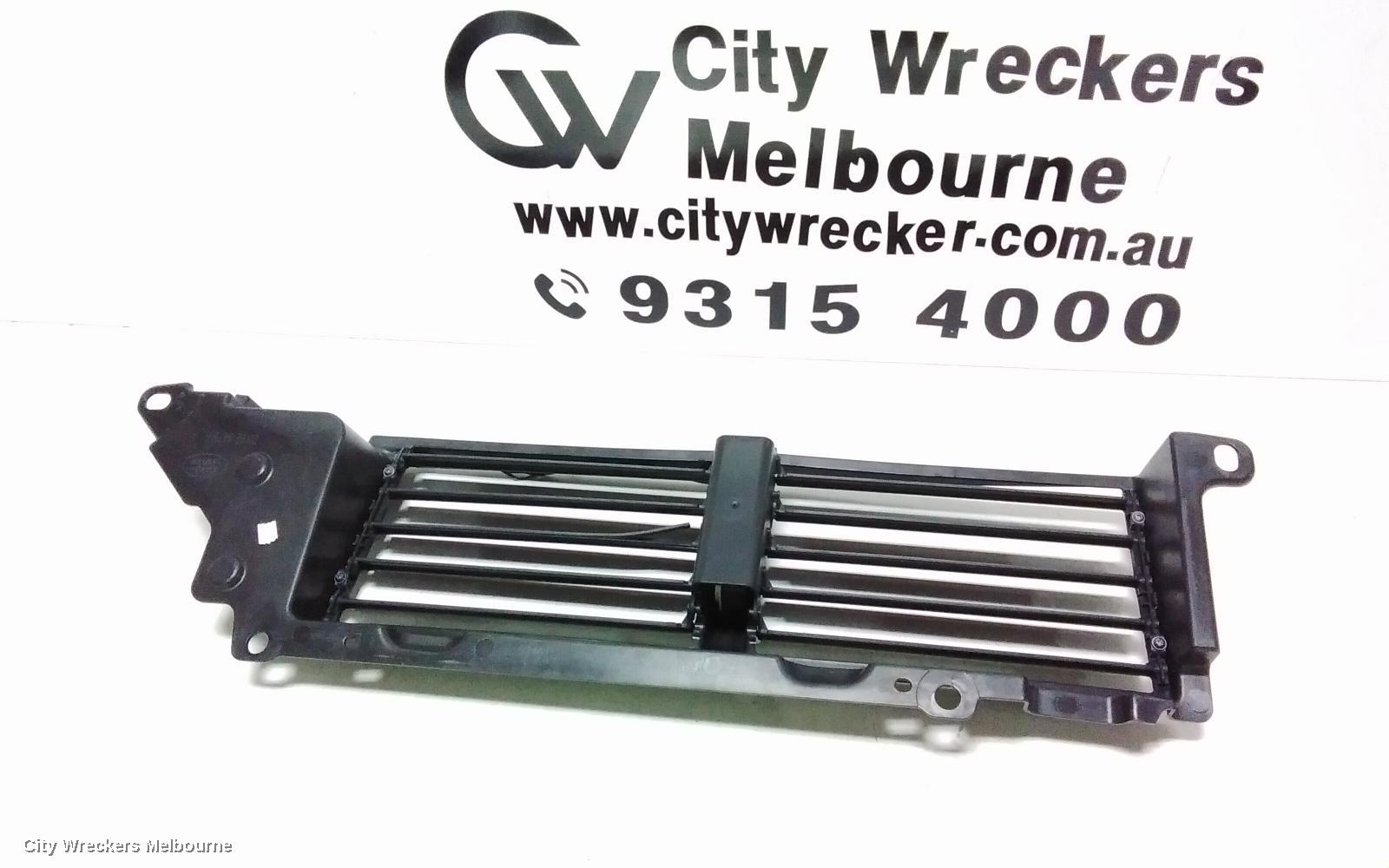 LAND ROVER RANGEROVER SPORT, L494, 12/2013 - 04/2022, DK62-8475-A    AIR SHUTTER: 109656