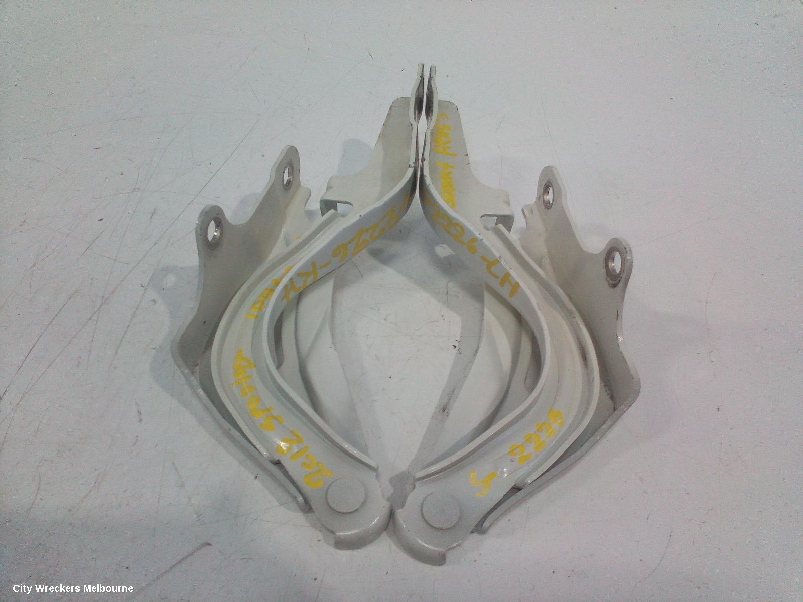 KIA SPORTAGE BONNET HINGE/STRUT, HINGES (PAIR), SL, 05/2010 - 10/2015