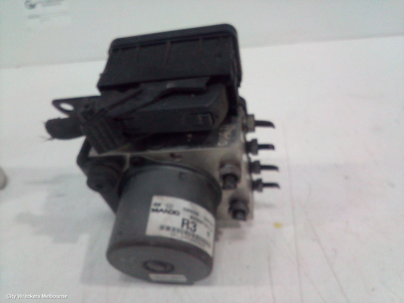 KIA SPORTAGE ABS PUMP/MODULATOR, SL, PETROL, 10/2010 - 05/2013